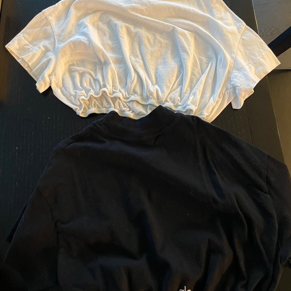 Alo crop tops and crop sweatshirts - Picture 4 of 4